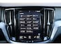 Volvo V60 T4 R-Design - Panorama/schuifdak - IntelliSafe Assist & Surround - Camera achter - DAB+ - Harman/Kardon audio - Adaptieve LED koplampen - Verwarmde voorstoelen, stuur & achterbank - Parkeersensoren voor & achter - Harmon Kardon Audio - Voorruitverwarming - Extra getint glas - Elektr. inklapbare trekhaak - 19' LMV