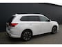 Mitsubishi Outlander 2.0 PHEV Executive Edition - LEDER - NAVIGATIE- CAMERA - PDC