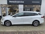 Renault Megane IV Estate 1.3 TCe 160 EDC Business Edition One | Apple Carplay/Android Auto | Lederen bekleding | Glazen schuif-kanteldak | Stoel en stuurverwarming | Inparkeersysteem |