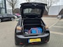 Peugeot e-208 EV GT 350 50 kWh VAN: 17.900,- VOOR: 15.877,- UW EINDEJAARSVOORDEEL: 2.023,- EURO | 3-fase laden | SOH 88% | Panoramadak | Adaptieve cruise control | Virtual cockpit | Stoelverwarming | Full options