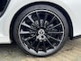 Mercedes-Benz CLA 200 Business Solution AMG VAN: €34.900,- | VOOR: €31.877,- | UW E INDEJAARSVOORDEEL: €3.023,- l 1e eigenaar | NL Auto  Panoramadak | Sfeerverlichting | Elektrische stoelen met geheugen | Camera | Apple CarPlay | Rijklaar geleverd met 12 maanden BOVAG-garantie
