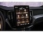 Volvo XC60 2.0 T6 Plug-in hybrid AWD Essential | Facelift | Adaptieve Cruise Control | Trekhaak | Climate | Driver Assist | Getint glas | 22" | Fiscaal 66824 |