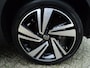 Volkswagen T-Cross 1.0 TSI R-Line Camera Stoelverwarming Trekhaak