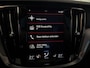 Volvo V60 2.0 T5 R-Design | Trekhaak | Panoramadak | Head-Up Display | Harman / Kardon | CarPlay | 19" | Styling Kit | Stoelverwarming |