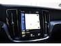 Volvo V60 T5 250PK Momentum / Navigatie / Achteruitrijcamera / Climate Control / Trekhaak, Parkeersensoren / 18'' LM Velgen /