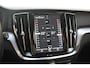 Volvo V60 T5 250PK Momentum / Navigatie / Achteruitrijcamera / Climate Control / Trekhaak, Parkeersensoren / 18'' LM Velgen /