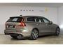 Volvo V60 T5 250PK Momentum / Navigatie / Achteruitrijcamera / Climate Control / Trekhaak, Parkeersensoren / 18'' LM Velgen /