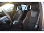Volvo V60 T5 250PK Momentum / Navigatie / Achteruitrijcamera / Climate Control / Trekhaak, Parkeersensoren / 18'' LM Velgen /