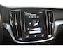 Volvo V60 T5 250PK Momentum / Navigatie / Achteruitrijcamera / Climate Control / Trekhaak, Parkeersensoren / 18'' LM Velgen /