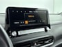 Hyundai Kona Electric EV FASHION 64 kWh | WARMTEPOMP | FACELIFT MODEL | CRUISE | CAMERA | CLIMA | NAVI | APPLE CARPLAY & ANDROID AUTO | 16'' LM VELGEN | PDC | PRIVACY GLASS | FABRIEKSGARANTIE GELDIG T/M 12-2026! |