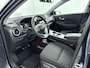 Hyundai Kona Electric EV FASHION 64 kWh | WARMTEPOMP | FACELIFT MODEL | CRUISE | CAMERA | CLIMA | NAVI | APPLE CARPLAY & ANDROID AUTO | 16'' LM VELGEN | PDC | PRIVACY GLASS | FABRIEKSGARANTIE GELDIG T/M 12-2026! |