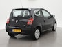 Renault Twingo 1.2-16V EXPRESSION + TREKHAAK | AIRCO | ACHTERSPOILER