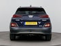 Hyundai Kona Electric EV PREMIUM 64 kWh | TREKHAAK | WARMTEPOMP | 3 FASE | LEDER | NAVI | CLIMA | CRUISE | CAMERA | APPLE CAR PLAY & ANDROID AUTO | STUUR- & STOELVERWARMING | 16'' LM VELGEN | PDC | PRIVACY GLASS |