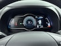 Hyundai Kona Electric EV PREMIUM 64 kWh | TREKHAAK | WARMTEPOMP | 3 FASE | LEDER | NAVI | CLIMA | CRUISE | CAMERA | APPLE CAR PLAY & ANDROID AUTO | STUUR- & STOELVERWARMING | 16'' LM VELGEN | PDC | PRIVACY GLASS |