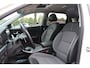 Kia e-Niro DynamicPlusLine 64 kWh / SoH 97.3% / Camera / Schuifdak / Leder / Keyless / Navigatie / Dodehoek / DAB / Cruise Control