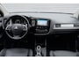 Mitsubishi Outlander 2.0 PHEV Instyle + | Schuifdak | Navigatie | Leder | Stoelverwarming | Camera | Cruise | Trekhaak | Keyless |