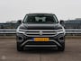 Volkswagen T-Roc 1.5 TSI 150 PK DSG Style Navigatie IQ Light Camera Massage ACC DAB Stoelverwarming Velours Digital Cockpit 17" incl. BTW
