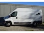 Peugeot Boxer 330 2.0 BlueHDI L2H2 Premium Pack
