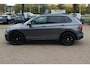 Volkswagen Tiguan 1.5 TSI ACT Highline Business 3x R-Line / Panoramadak / Camera / Leder / 20'' / Blackpack / CarPlay / DAB / Stoelverwarming / Virtual Cockpit / ACC