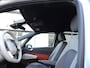 Volkswagen ID.3 First Plus 58 kWh Navigatie, automatische airco, parkeersensoren, achteruitrijcamera, afneembare trekhaak, cruise controle, wifi, SoH 92 %,  ENZ.