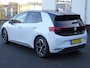 Volkswagen ID.3 First Plus 58 kWh Navigatie, automatische airco, parkeersensoren, achteruitrijcamera, afneembare trekhaak, cruise controle, wifi, SoH 92 %,  ENZ.