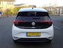 Volkswagen ID.3 First Plus 58 kWh Navigatie, automatische airco, parkeersensoren, achteruitrijcamera, afneembare trekhaak, cruise controle, wifi, SoH 92 %,  ENZ.