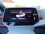 Volkswagen ID.3 First Plus 58 kWh Navigatie, automatische airco, parkeersensoren, achteruitrijcamera, afneembare trekhaak, cruise controle, wifi, SoH 92 %,  ENZ.