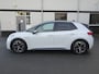 Volkswagen ID.3 First Plus 58 kWh Navigatie, automatische airco, parkeersensoren, achteruitrijcamera, afneembare trekhaak, cruise controle, wifi, SoH 92 %,  ENZ.