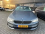 BMW 5-Serie 520d luxury comfortzetels led navi leer trekhaak nl auto! Dealer onderhouden