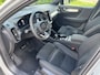 Volvo XC40 2.0 B4 Plus Black Ed. | Demo | Schuif-/Kanteldak | Stoelgeheugen