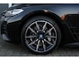 BMW i4 EDrive35 70 kWh M-Sport | Fabrieksgarantie & Schuif-/kanteldak | Nette en complete Nederlandse I4 (BTW auto)