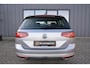 Volkswagen Passat Variant 1.4 TSI PHEV GTE Business * Leer/Alcantara * 18" * Matrix LED * Camera * Trekhaak * 1e eig. * Zeer mooi