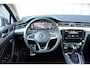 Volkswagen Passat Variant 1.4 TSI PHEV GTE Business * Leer/Alcantara * 18" * Matrix LED * Camera * Trekhaak * 1e eig. * Zeer mooi