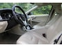 Volvo S60 1.6 T4 Summum 179 pk Automaat / Vol opties / Leder interieur / Navigatie / Airco met climate control / enz.