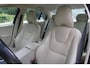 Volvo S60 1.6 T4 Summum 179 pk Automaat / Vol opties / Leder interieur / Navigatie / Airco met climate control / enz.