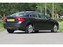 Volvo S60 1.6 T4 Summum 179 pk Automaat / Vol opties / Leder interieur / Navigatie / Airco met climate control / enz.