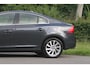 Volvo S60 1.6 T4 Summum 179 pk Automaat / Vol opties / Leder interieur / Navigatie / Airco met climate control / enz.