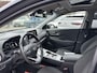 Hyundai Kona Electric EV Fashion 64 kWh VAN: 19.900,- VOOR: 17.877,- UW EINDEJAARSVOORDEEL: 2.023,- | DEALER ONDERHOUDEN | ZEER NETTE AUTO.