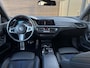 BMW 1-Serie 118i Executive M Sport / CARPLAY / STOELVERWARMING / STORM BAY