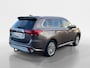 Mitsubishi Outlander 2.4 PHEV Intense Elec stoel| Trekhaak | Stoel verwarming| Dodehoek sensor| Parkeersensoren voor/ achter| Camera| dealer onderhouden