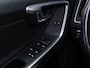 Volvo XC60 2.0 D4 FWD R-Design [TREKHAAK, FLIPPERS, CRUISE CONTROL, BLUETOOTH, NAVIGATIE, PARKEERSENSOR, NIEUWSTAAT]