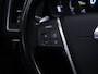 Volvo XC60 2.0 D4 FWD R-Design [TREKHAAK, FLIPPERS, CRUISE CONTROL, BLUETOOTH, NAVIGATIE, PARKEERSENSOR, NIEUWSTAAT]