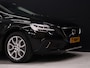 Volvo V40 Cross Country 1.5 T3 Polar+ Luxury [TREKHAAK, PANORAMADAK, KEYLESS ENTRY, CAMERA, VOL LEDER, STOELVERWARMING, NIEUWSTAAT]