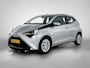 Toyota Aygo 1.0 VVT-i x-play | 1e Eigenaar | NIEUW GELEVERD & ONDERHOUDEN | Apple Carplay / Android Auto | PDC achter | MS RES