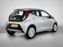 Toyota Aygo 1.0 VVT-i x-play | 1e Eigenaar | NIEUW GELEVERD & ONDERHOUDEN | Apple Carplay / Android Auto | PDC achter | MS RES
