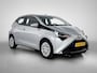 Toyota Aygo 1.0 VVT-i x-play | 1e Eigenaar | NIEUW GELEVERD & ONDERHOUDEN | Apple Carplay / Android Auto | PDC achter | MS RES