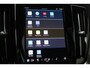 Volvo V60 T6 Plug-in hybrid Plus Dark | Panoramadak | Trekhaak | 360° Camera | ACC | harman/kardon