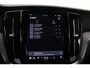 Volvo V60 T6 Plug-in hybrid Plus Dark | Panoramadak | Trekhaak | 360° Camera | ACC | harman/kardon