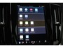 Volvo V60 T6 Plug-in hybrid Plus Dark | Panoramadak | Trekhaak | 360° Camera | ACC | harman/kardon