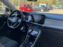 Volkswagen T-Roc 1.5 TSI Life Business IRijklaarprijs Incl. afleveringsbeurt en 12 maanden BOVAG-garantie | Bi-Color | Digitaal dashboard | Apple Carplay | Adaptive Cruise Control |